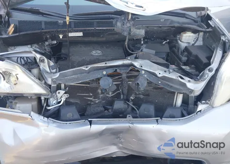 2011 Toyota Sienna Xle V6 z USA, uszkodzony, nr VIN 5TDYK3DC2BS074975